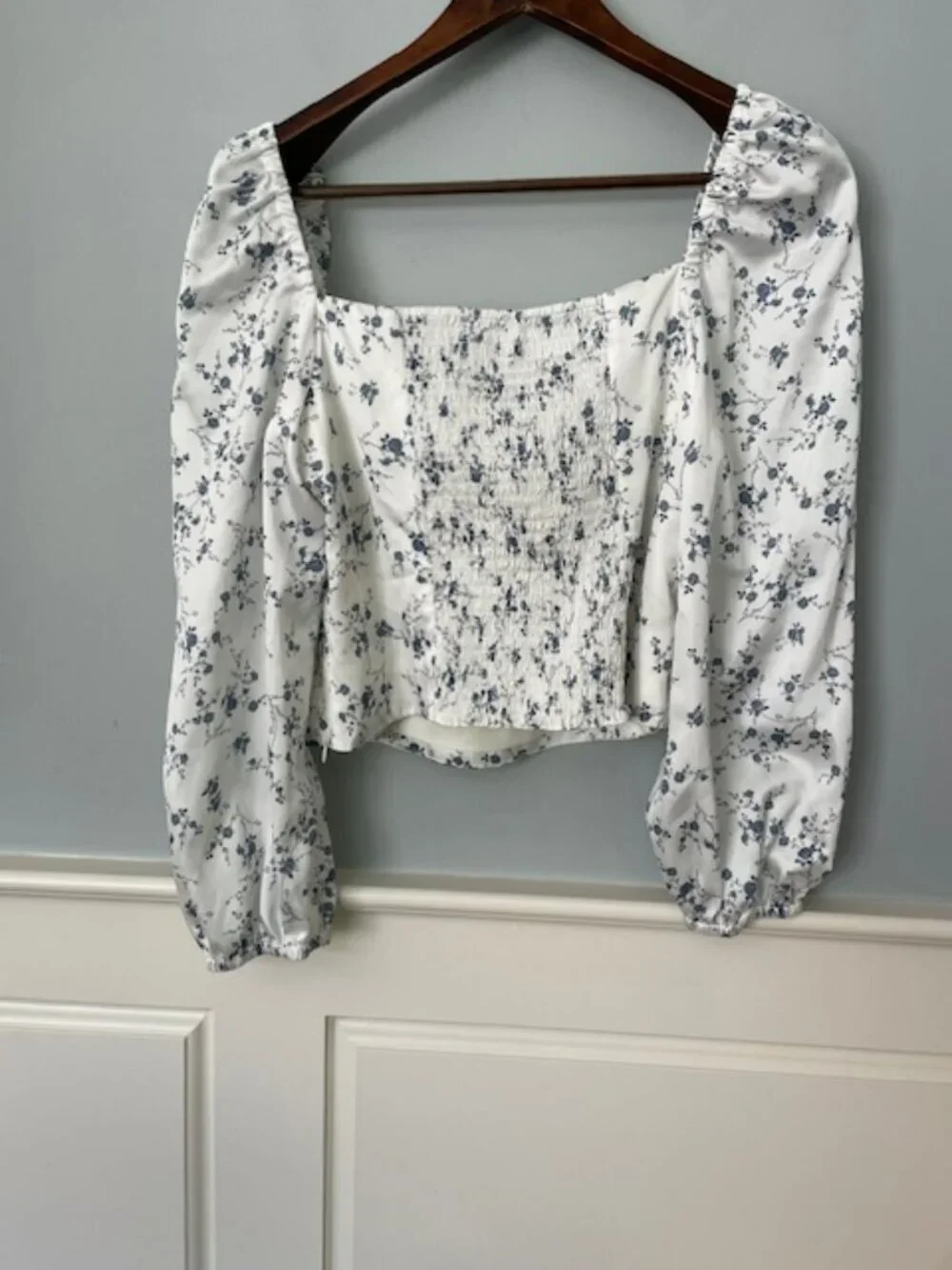 Gianni Bini Floral Milkmaid Coquette Top Puff Sleeve Smocked NWT 12 - Picture 8 of 10